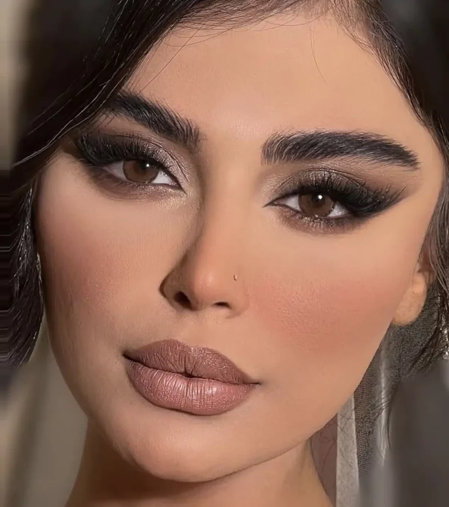 ۱۳ ترند آرایشی سال ۲۰۲۵: پیشبینی میکاپ آرتیست های جهان